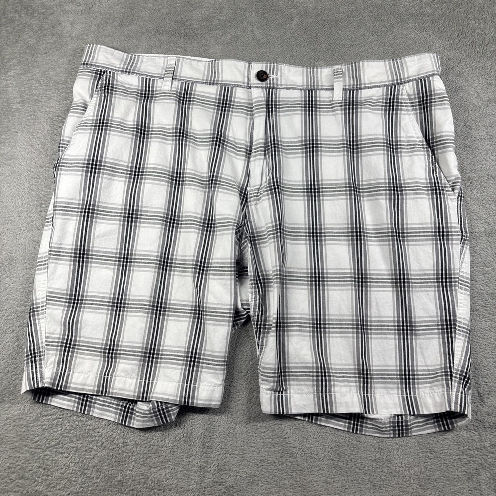 Faded Glory Men's Plaid Flat Front Shorts White Gray Black Cotton Size 44